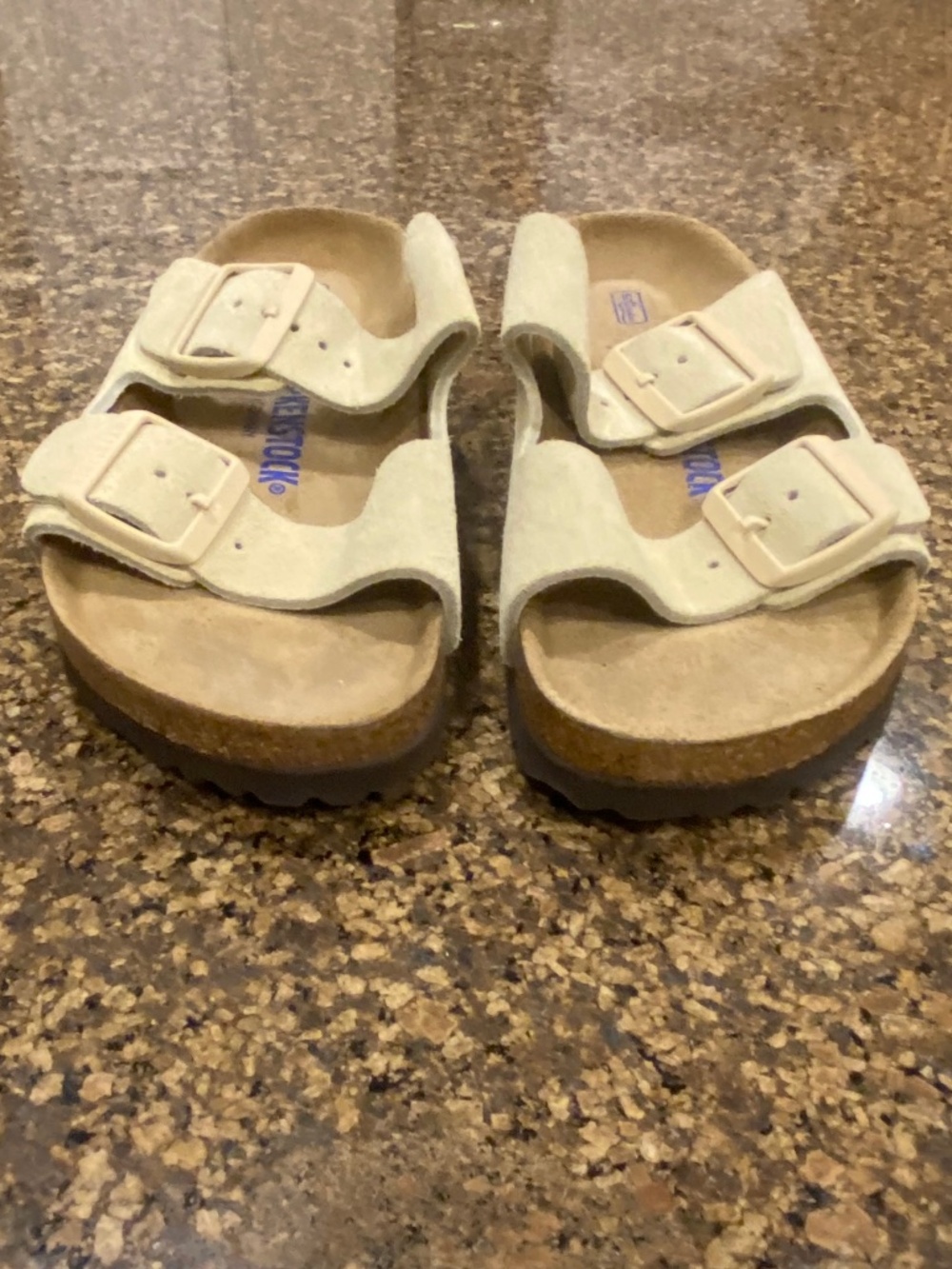 Birkenstock Arizona EU38/US7 Narrow Fit Soft Footbed Sand Suede Dandals - Picture 2 of 8